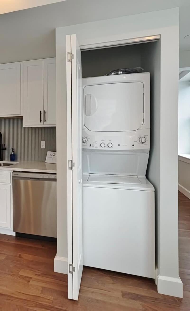 Fun Cozy Apts - 1 25 Mile Walk To Tiaa Bnk Fld Jacksonville Exterior foto
